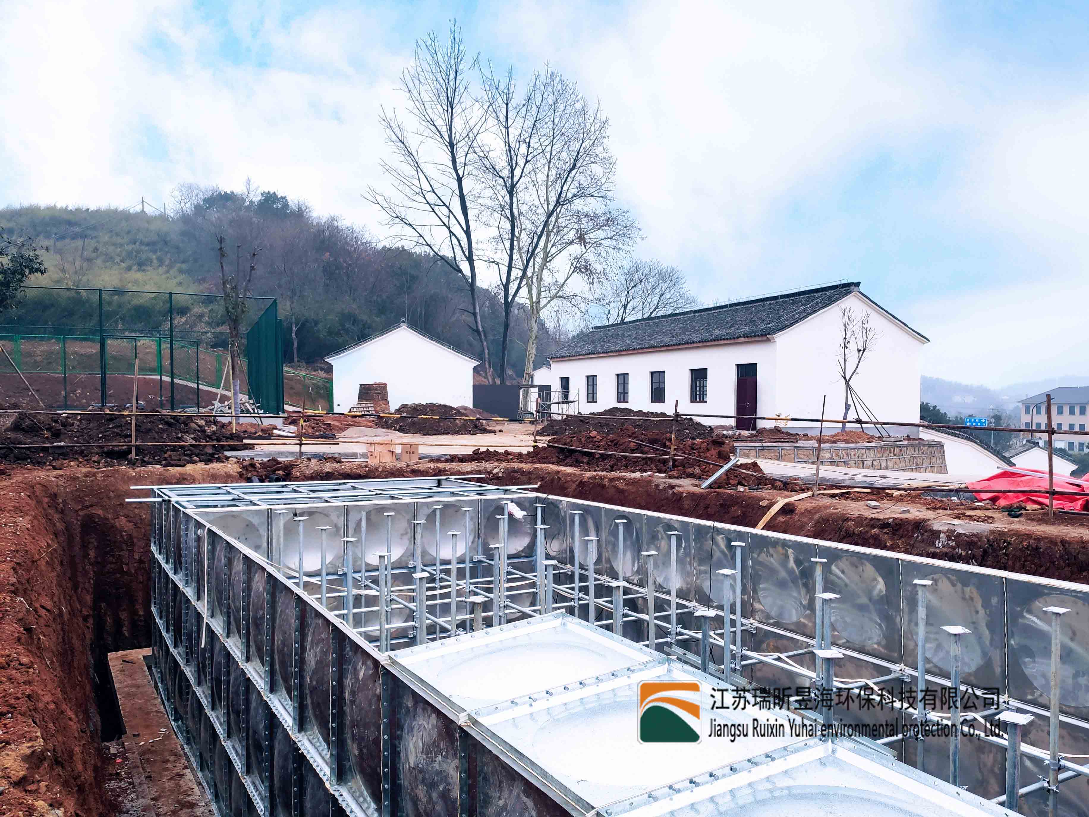 北京海淀學(xué)校地埋式水箱